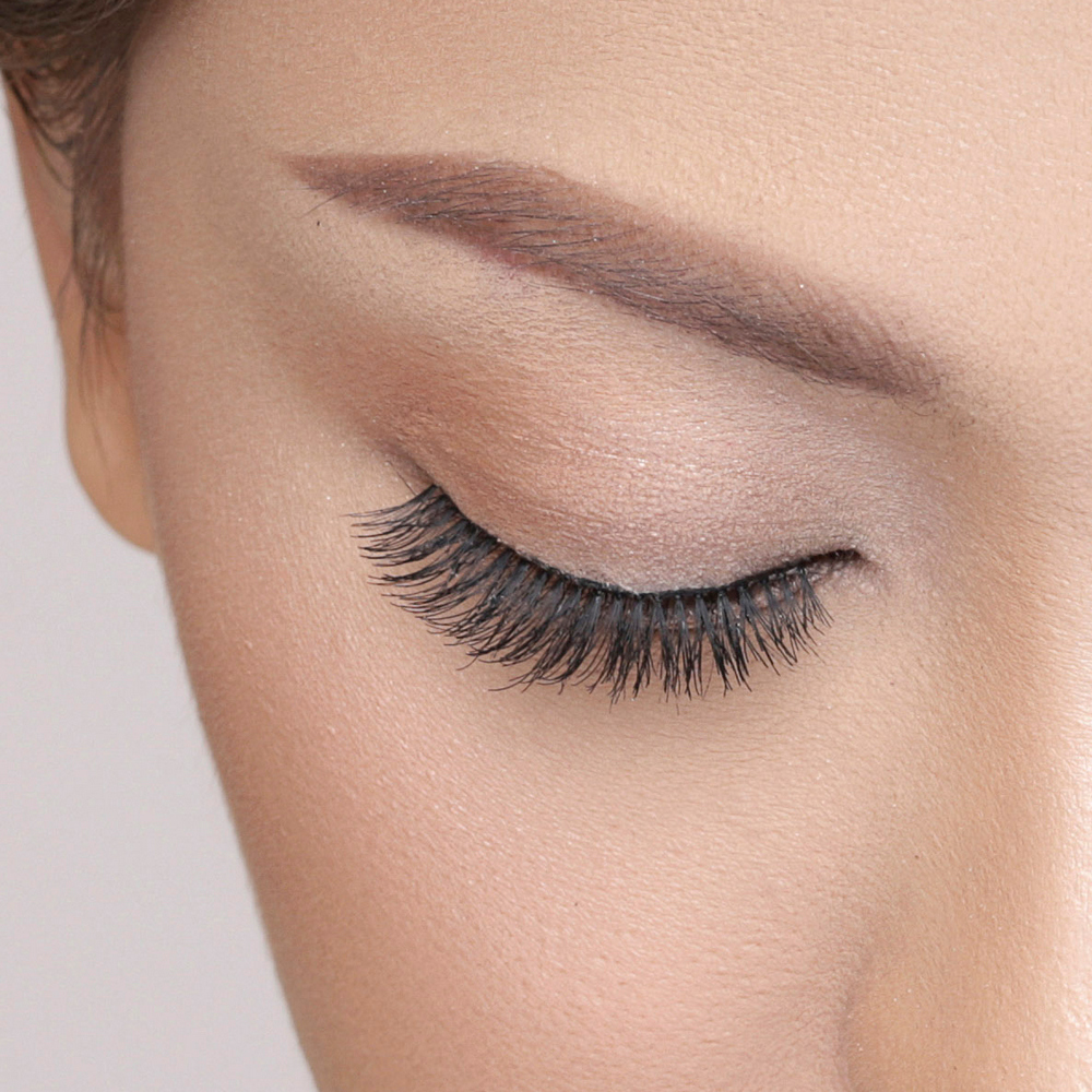 자연스러운 데일리 클래식 속눈썹  01 CLASSIC eyelash